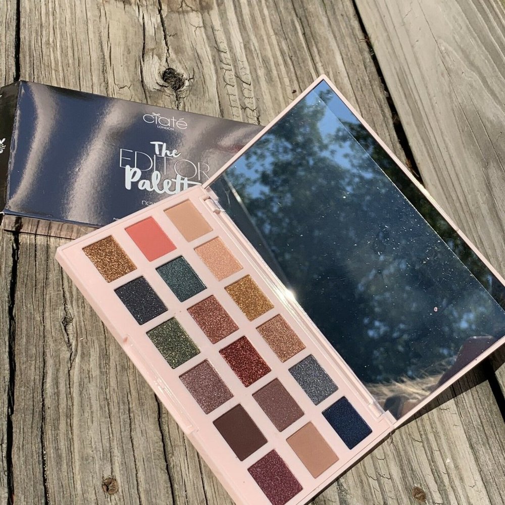 Ciate The Editor Palette New England 18 Shades Metallics Mattes in Box